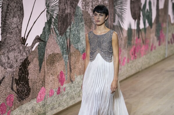 Christian dior haute couture clearance
